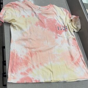 Billabong tie dye t-shirt
